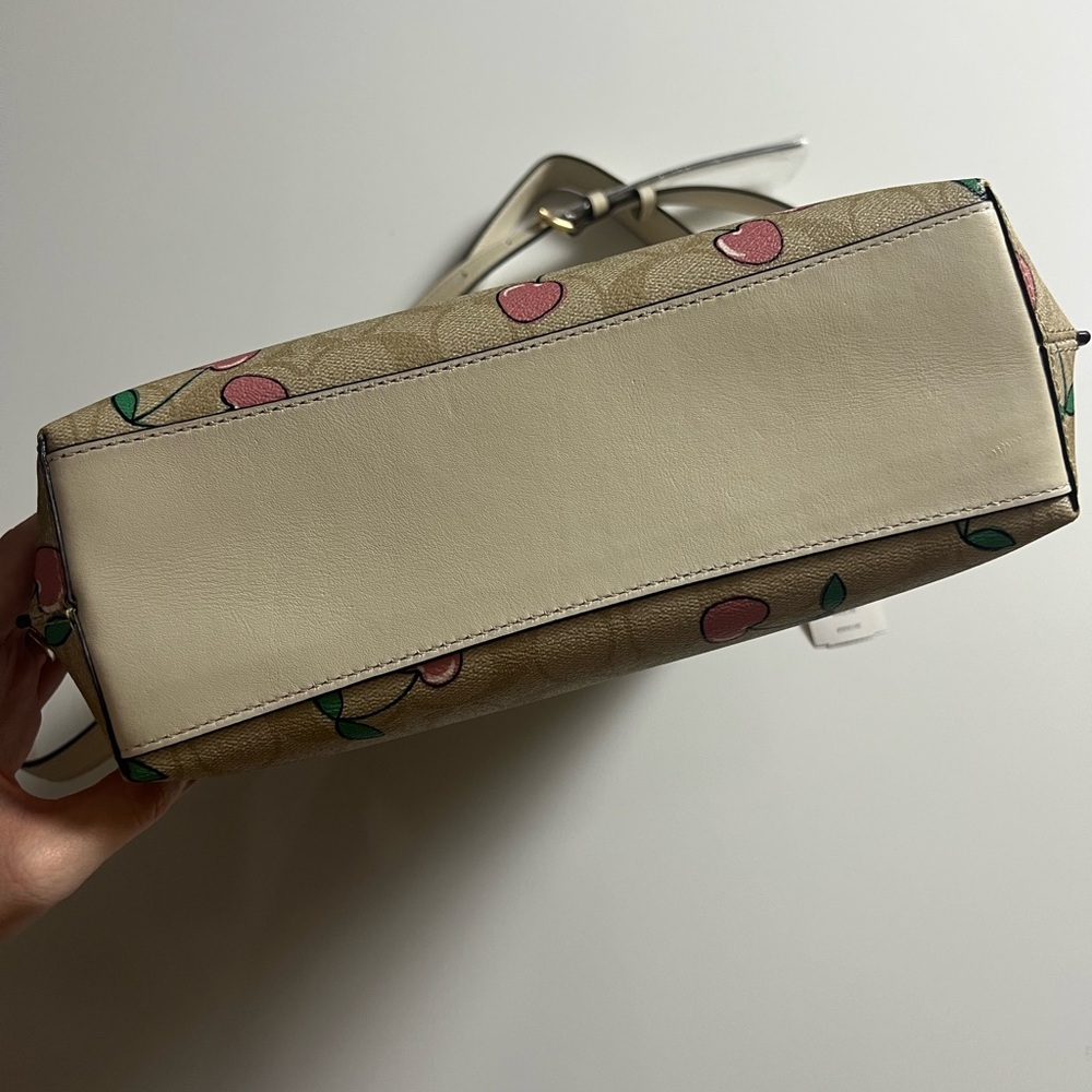 NWT Coach Mollie Heart Cherry Print Signature Coated Canvas Bucket Handbag - Picture 8 of 8